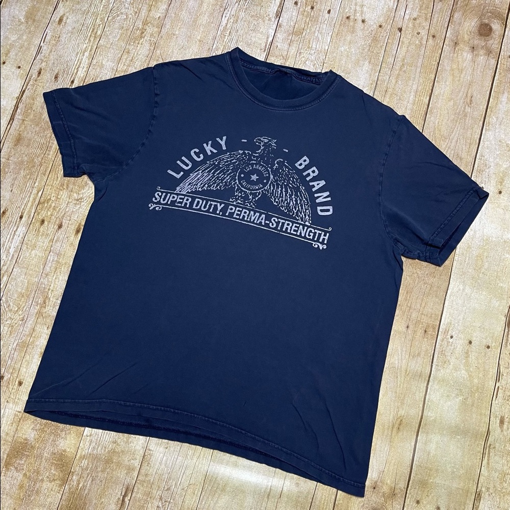 Graphic tee‎